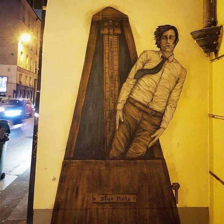 Le métronome humain – Streetart par Levalet, Paris