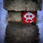 cine-club-80-invader-streetart-08-pa-437