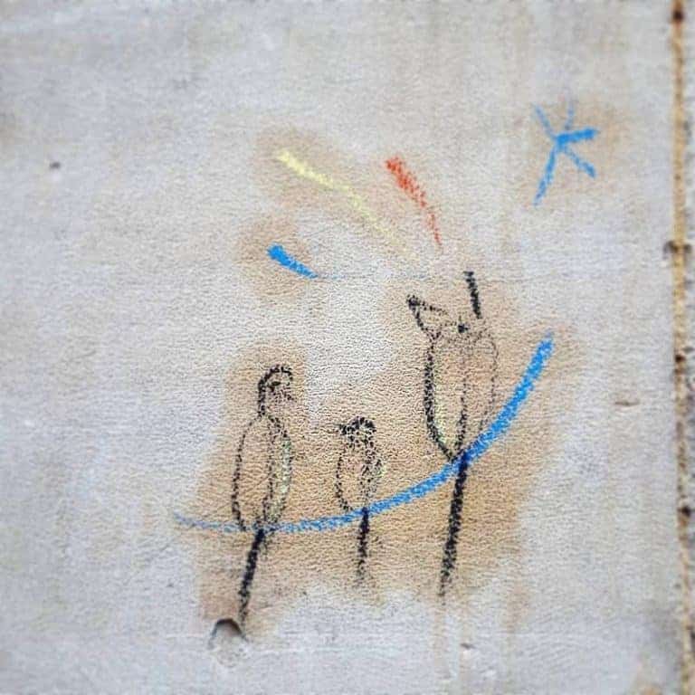 street art paris par groove rue du cygne bob marley three little birds